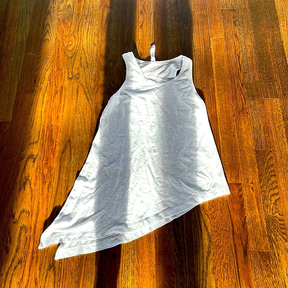 Lululemon gray size 2 tank